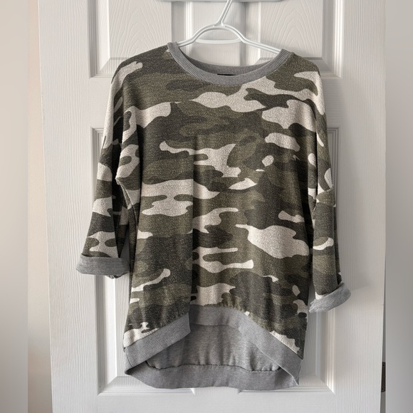 Topshop Sweaters - Top shop women’s sweater